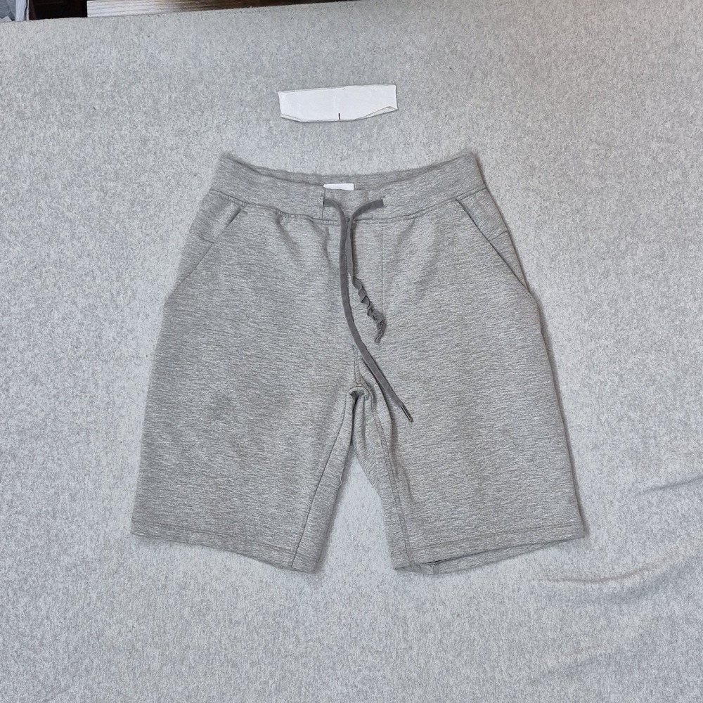 Lululemon Men Activewear Shorts S Gray City Sweat 9" Inseam Logo